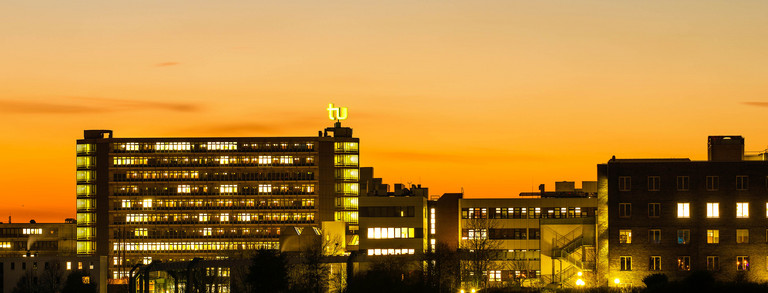 Campus Nord Panorama des Campus Nord bei Dämmerung